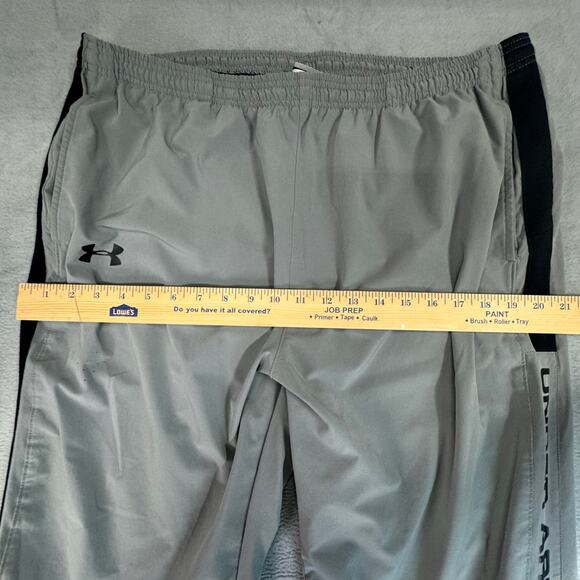 Under Armour Brawler Sweatpants Mens Gray Elastic Waist Wicking Spellout L FLAW - Picture 11 of 16